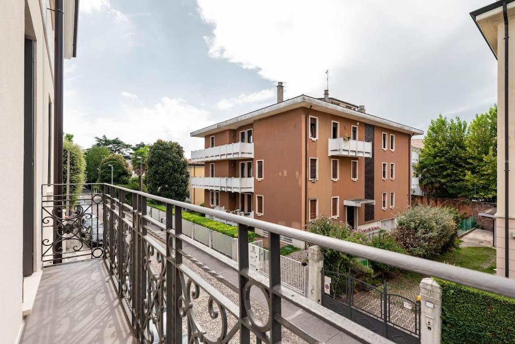 Palazzo '900 Design Flats - Il Gran Salone Appartement Padua Buitenkant foto